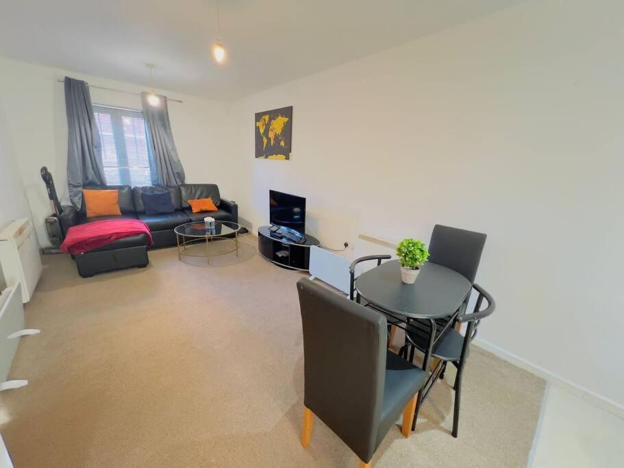 Starview Apartment-Vitoria Lexden Esterno foto